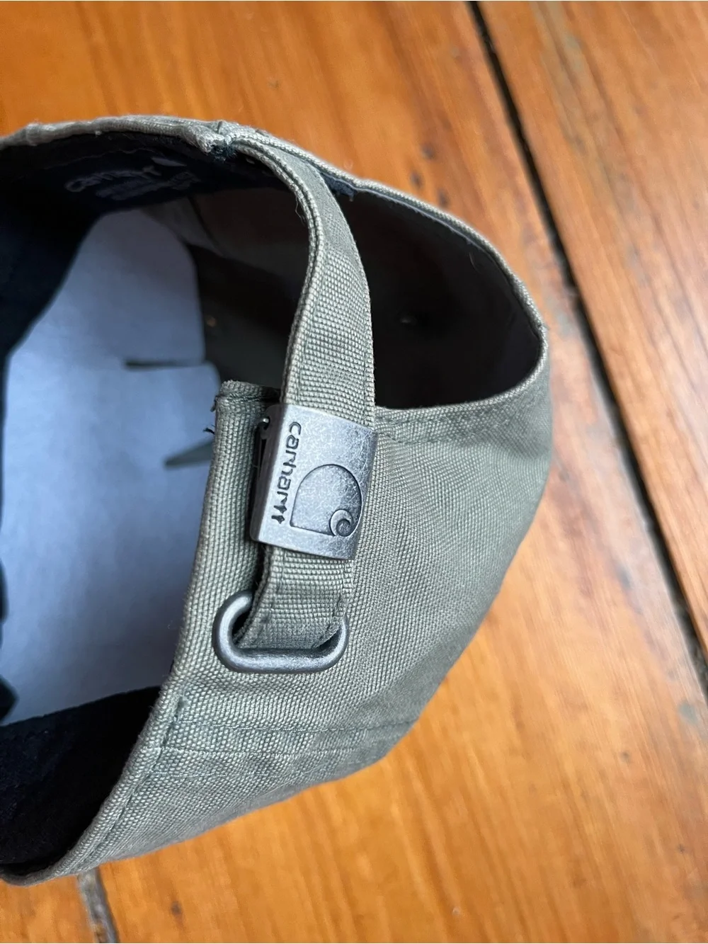Carhartt cap olive